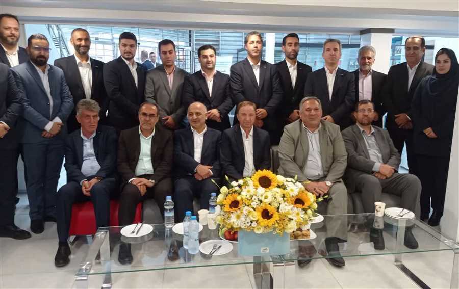 قدردانی مدیرکل بنیاد شهید مازندران از عملکرد بانک دی